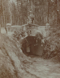 34 - Gerrit Kolkman met zijn ouders in het Belvederebos